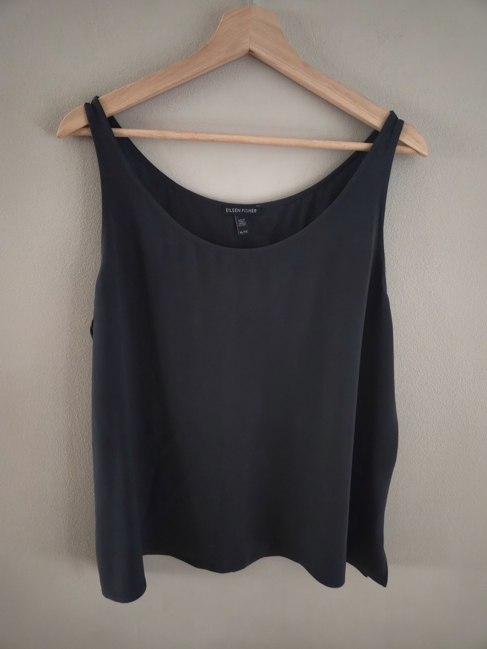 Eileen Fisher Grey 100% Silk Sleeveless Tank Top Blouse